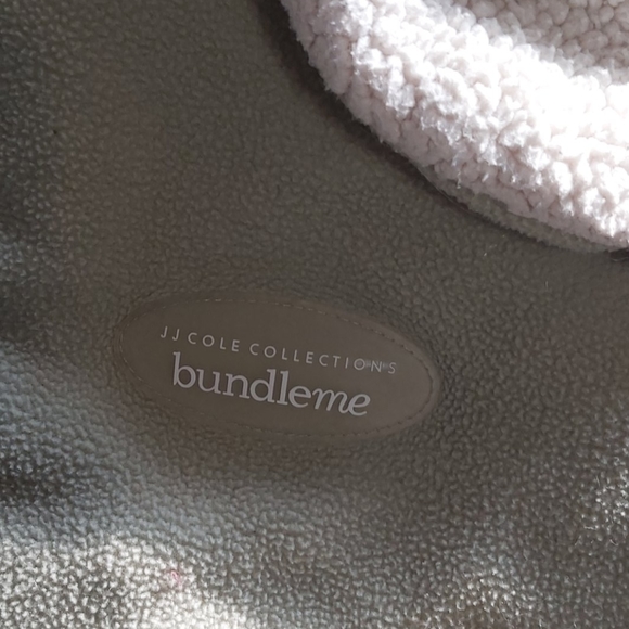 JJ Cole Carseat Cover - Picture 2 of 4